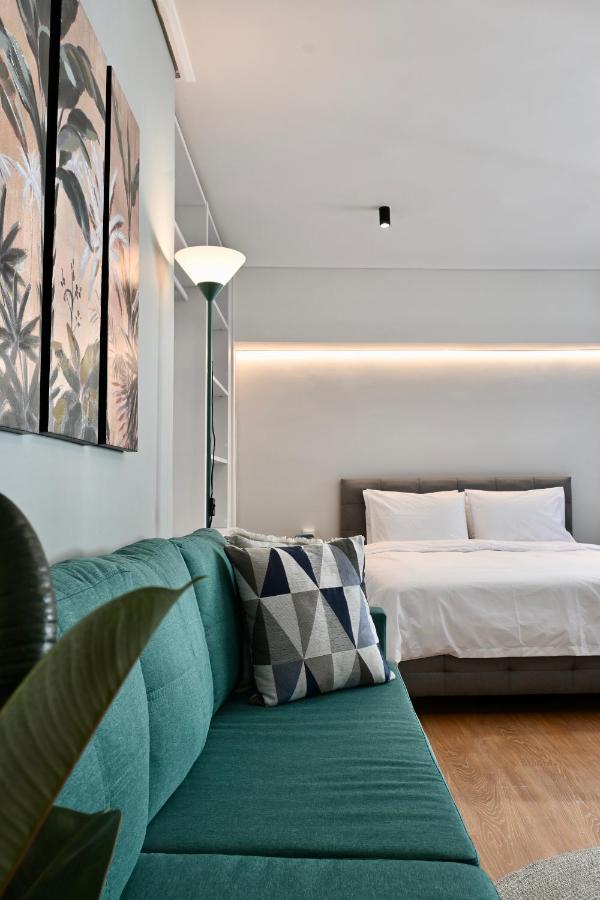 Zoe'S Suite Athen'S Center Bagian luar foto