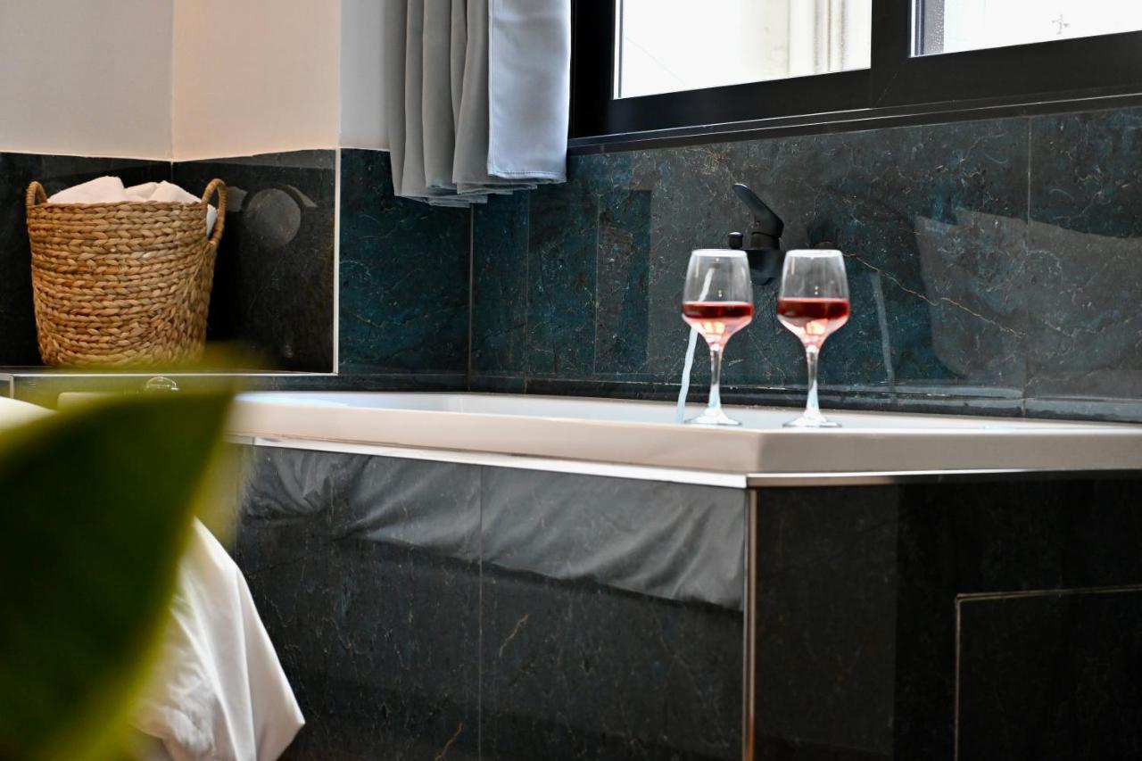 Zoe'S Suite Athen'S Center Bagian luar foto