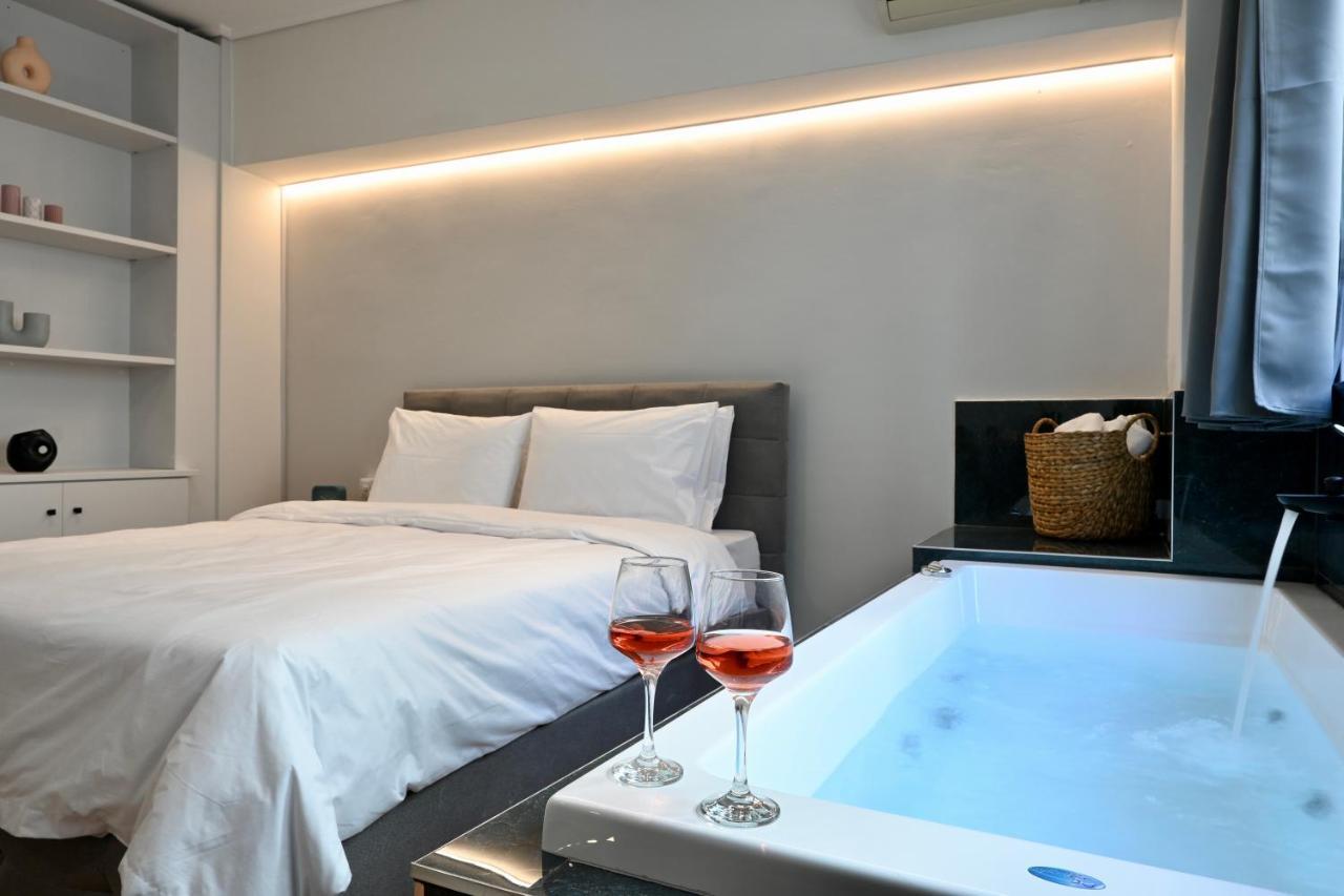 Zoe'S Suite Athen'S Center Bagian luar foto
