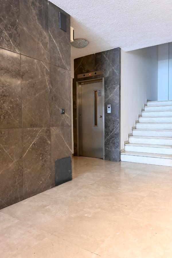 Zoe'S Suite Athen'S Center Bagian luar foto