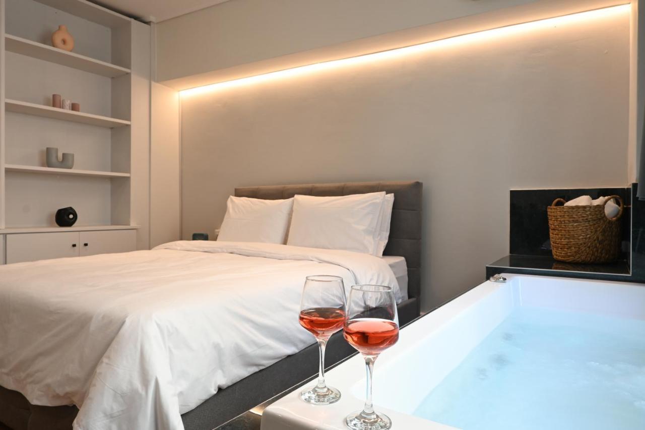 Zoe'S Suite Athen'S Center Bagian luar foto